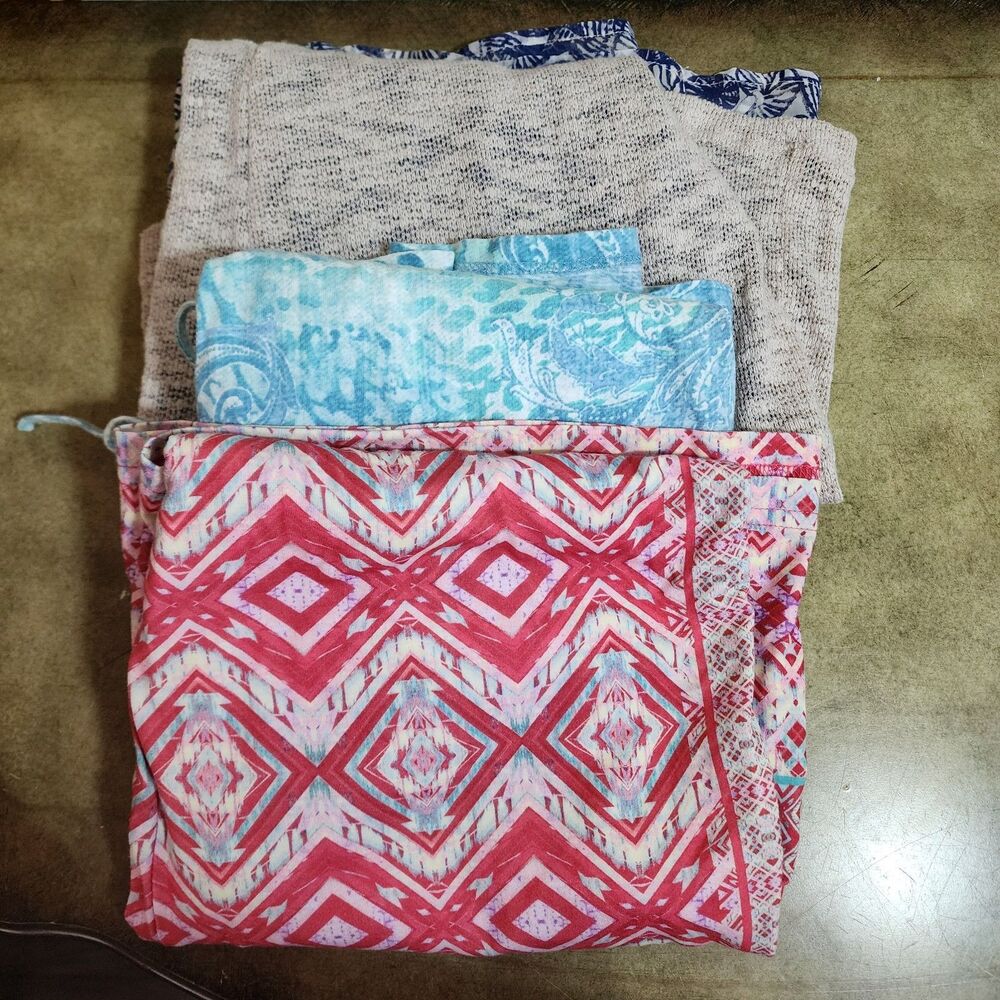 Women's Summer T-Shirt Size L Lot of 4